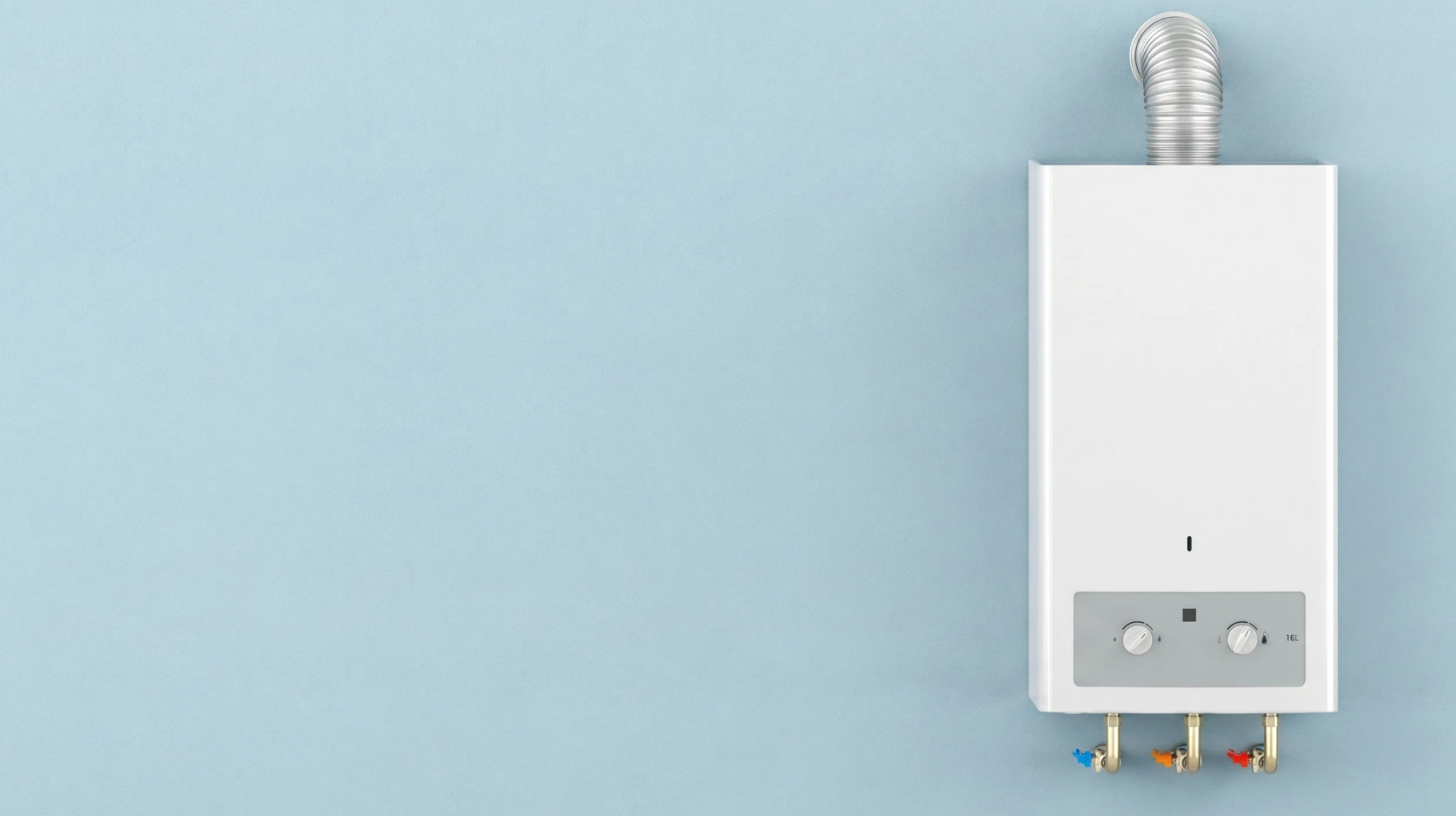 Intérieur moderne avec chaudière à gaz murale blanche installée sur mur gris-bleu